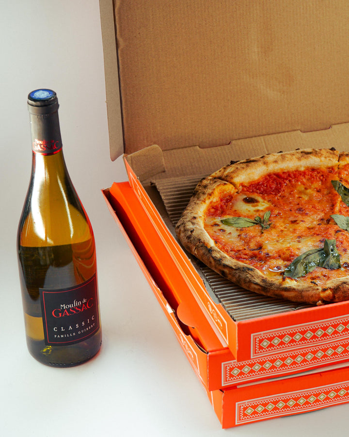 A Margherita Fior Di Latte Pizza & 1 Bottle of White Wine - Bundle | Wine & Food - Buy online with Fyxx for delivery.