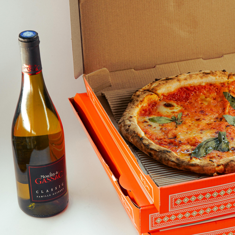 A Margherita Fior Di Latte Pizza & 1 Bottle of White Wine - Bundle | Wine & Food - Buy online with Fyxx for delivery.