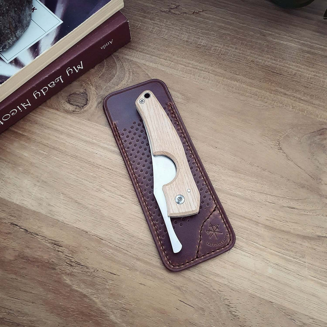 Les Fines Lames | Leather Case for LE PETIT Cigar Cutter - Cigar Accessory - Buy online with Fyxx for delivery.